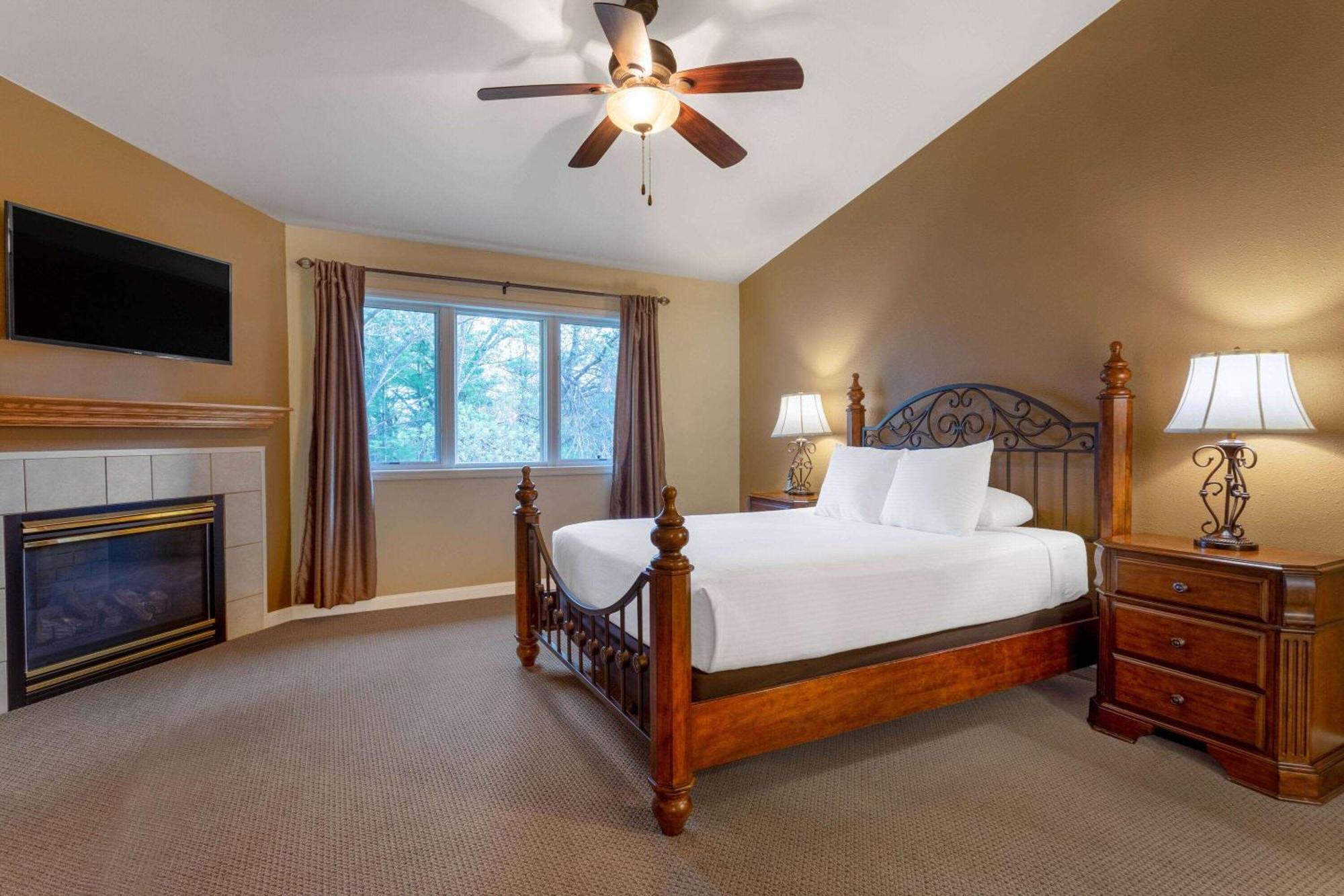 Tamarack Wisconsin Dells, A Ramada By Wyndham Hotel Lake Delton Buitenkant foto