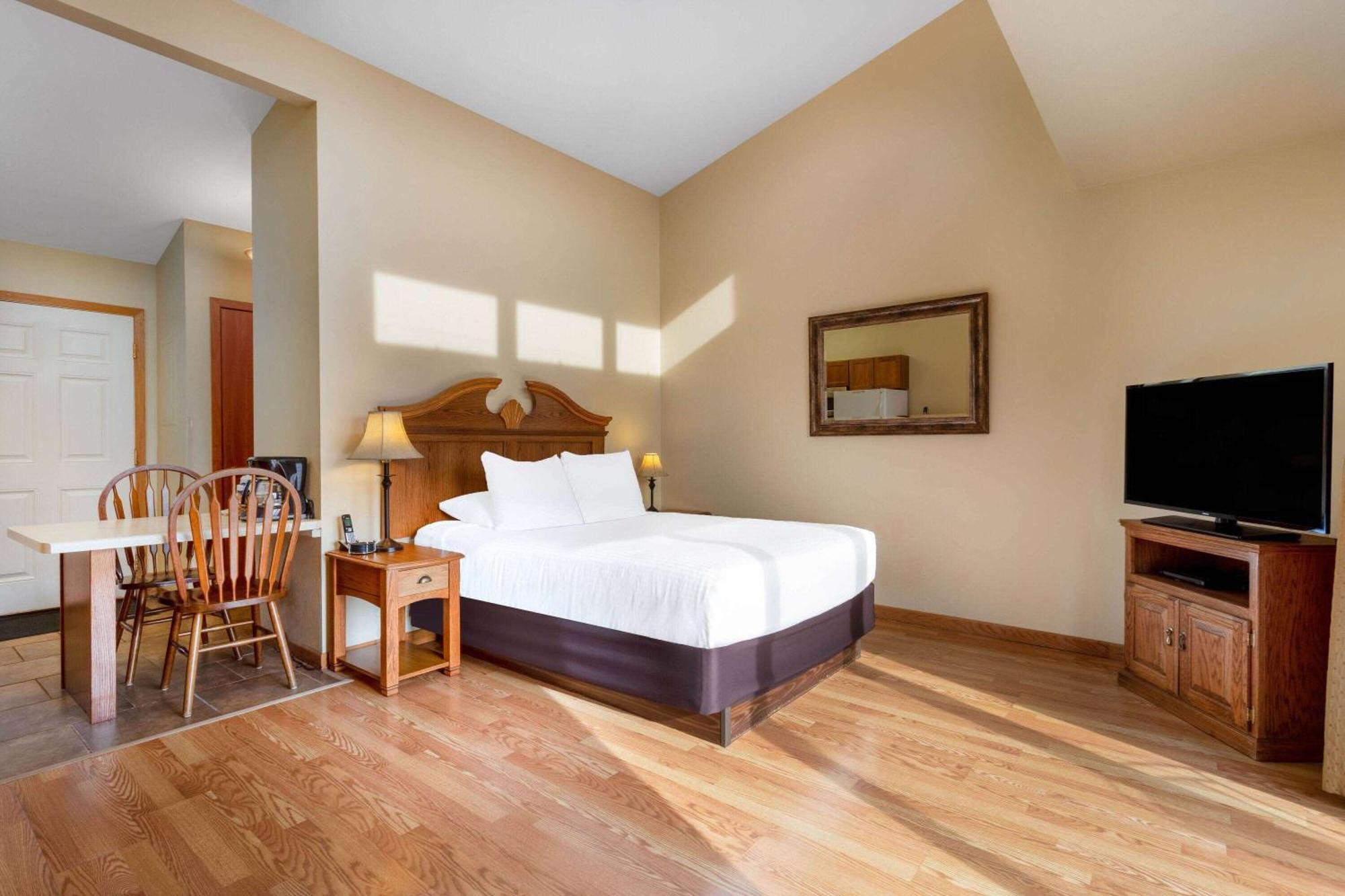 Tamarack Wisconsin Dells, A Ramada By Wyndham Hotel Lake Delton Buitenkant foto